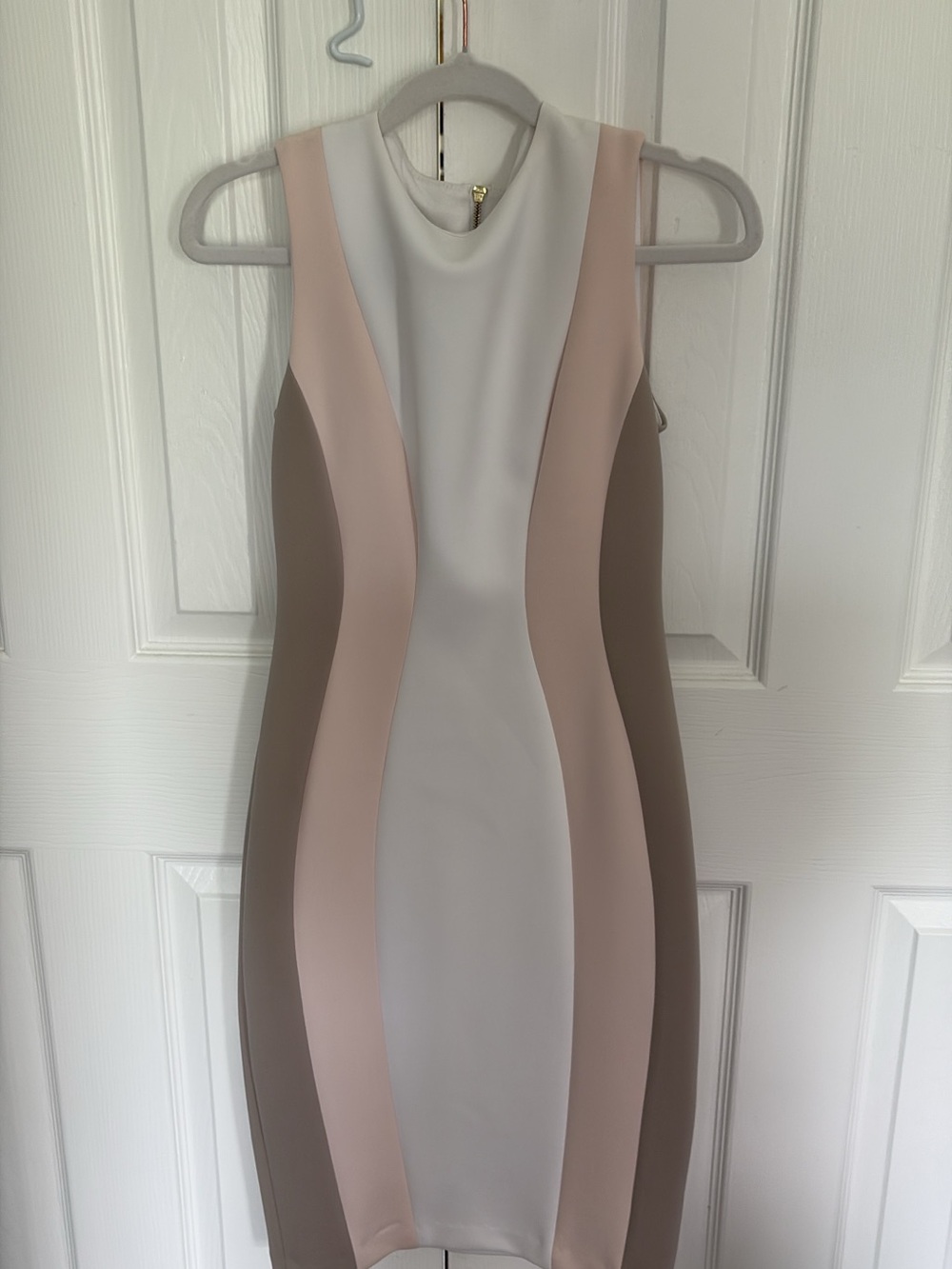 Calvin Klein Sleeveless Colorblock Sheath Dress in Ivory, Blush & Taupe